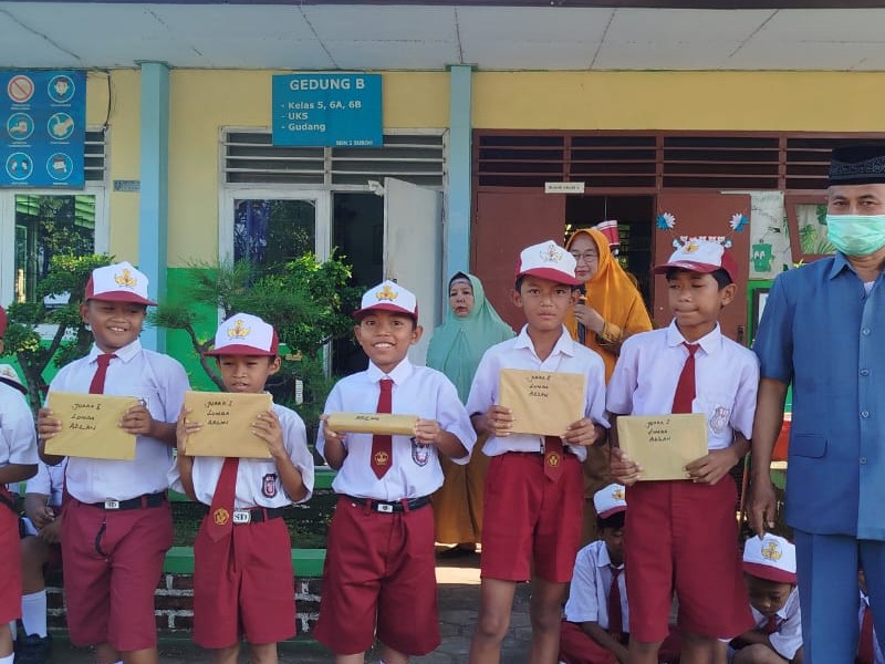 SEMARAK PUNCAK PERINGATAN HSN: SD NEGERI 2 SUBOH BANJIR PRESTASI DAN HADIAH LOMBA KEAGAMAAN