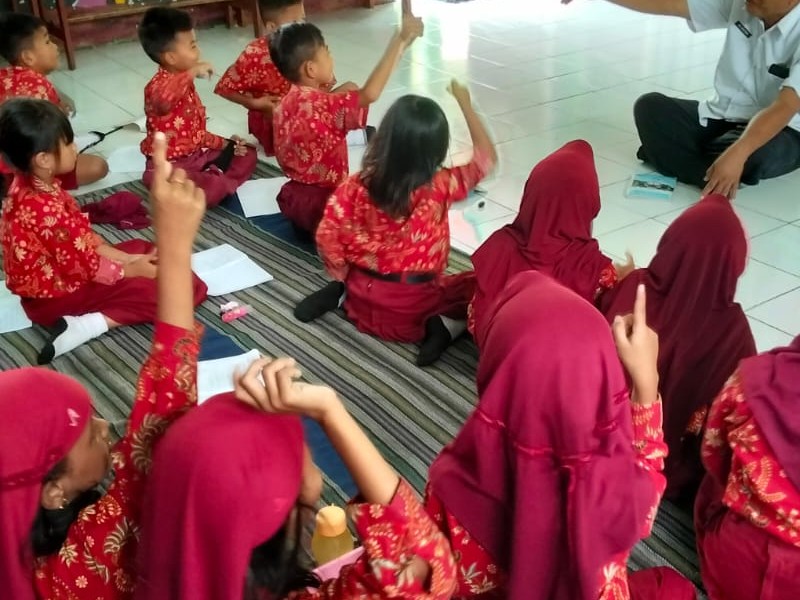 HANGAT DAN INSPIRATIF MONITORING SD NEGERI 2 SUBOH JADI AJANG "SAPA SISWA" KORWIL BIDANG PENDIDIKAN