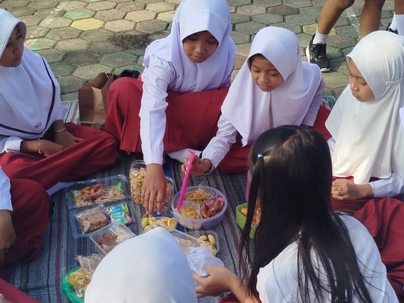 HALAL BIHALAL PENUH KEBERSAMAAN DI SD NEGERI 2 SUBOH